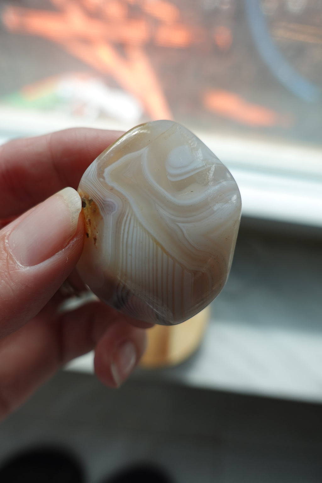 Banded Agate Tumbled L