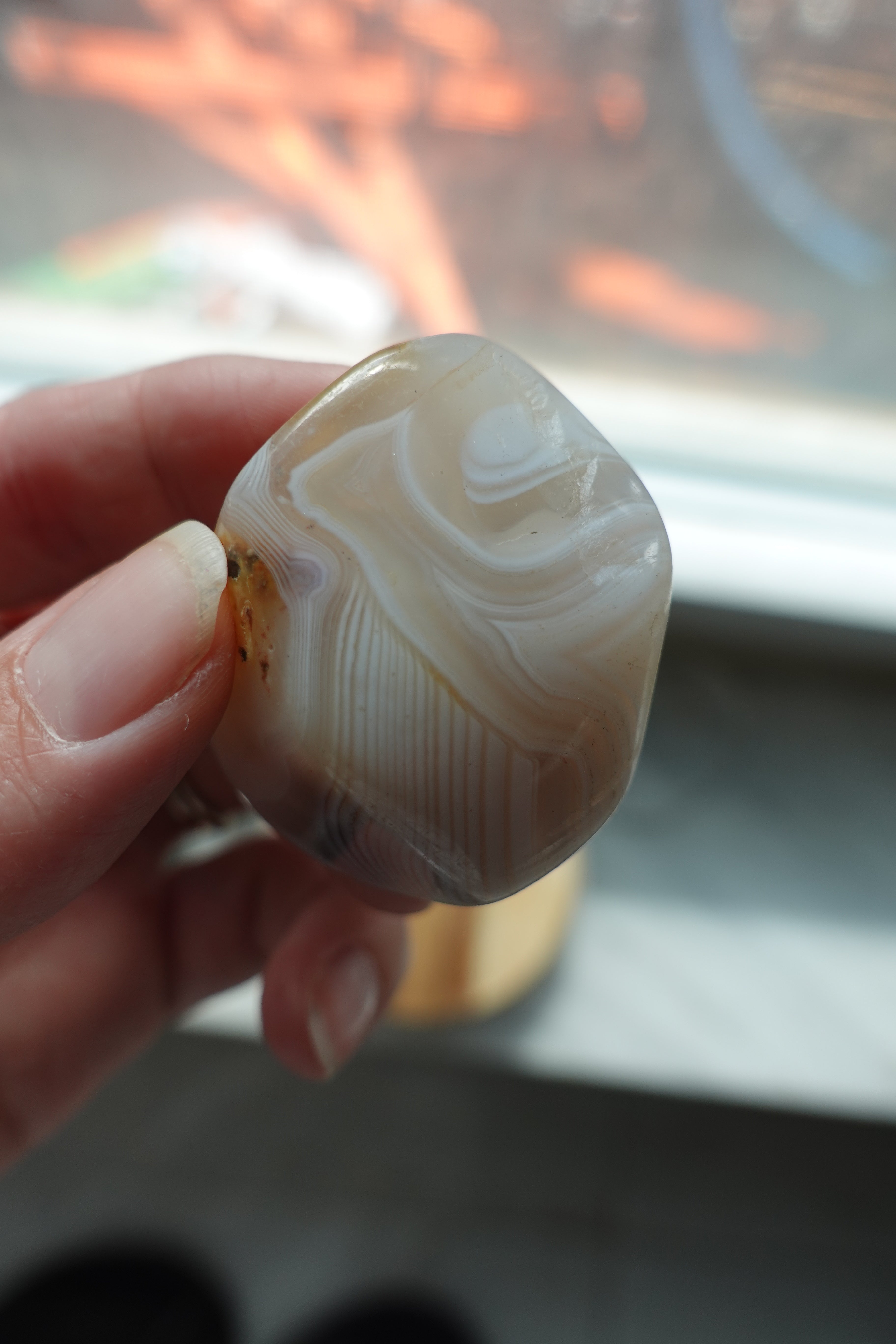 Banded Agate Tumbled L