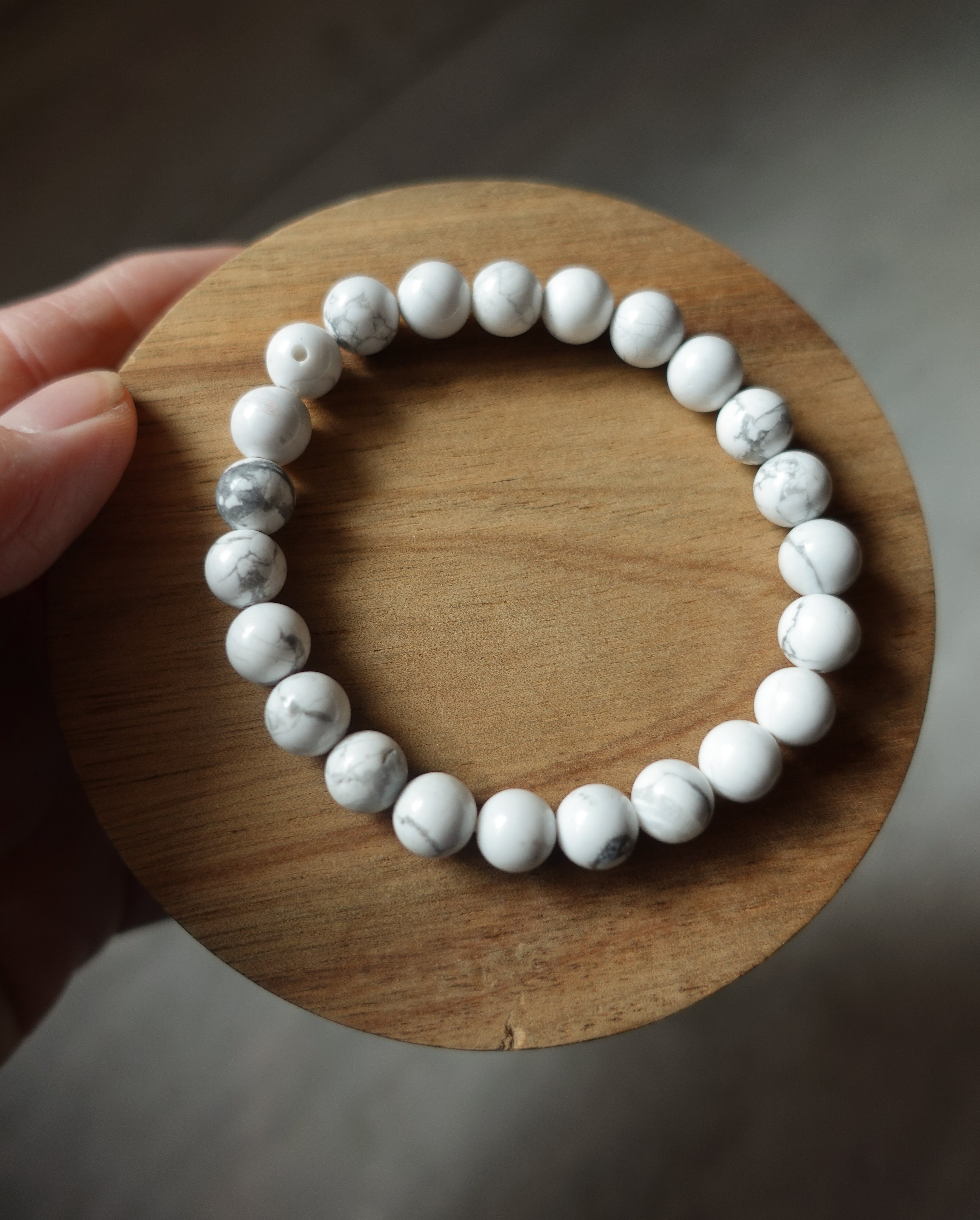 Howlite 6mm Bracelet